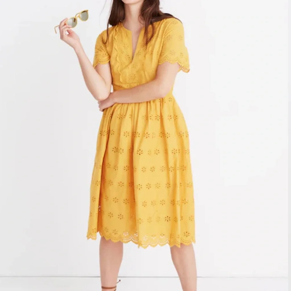Madewell Eyelet Midi Dress Yellow Cotton Scalloped Hem Summer Size 4 L2364 - Picture 1 of 5